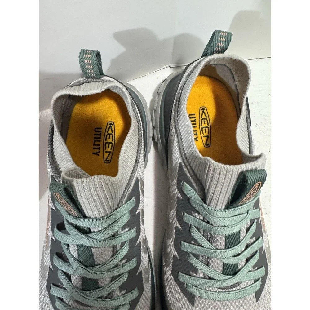 Keen Utility Composite Tow Arvada Size 9.5M Gray And Sage Green